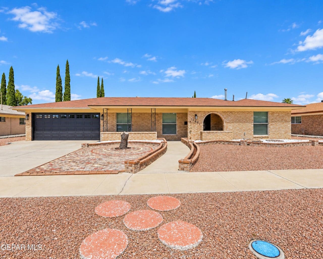 10605 CAUSEWAY Drive