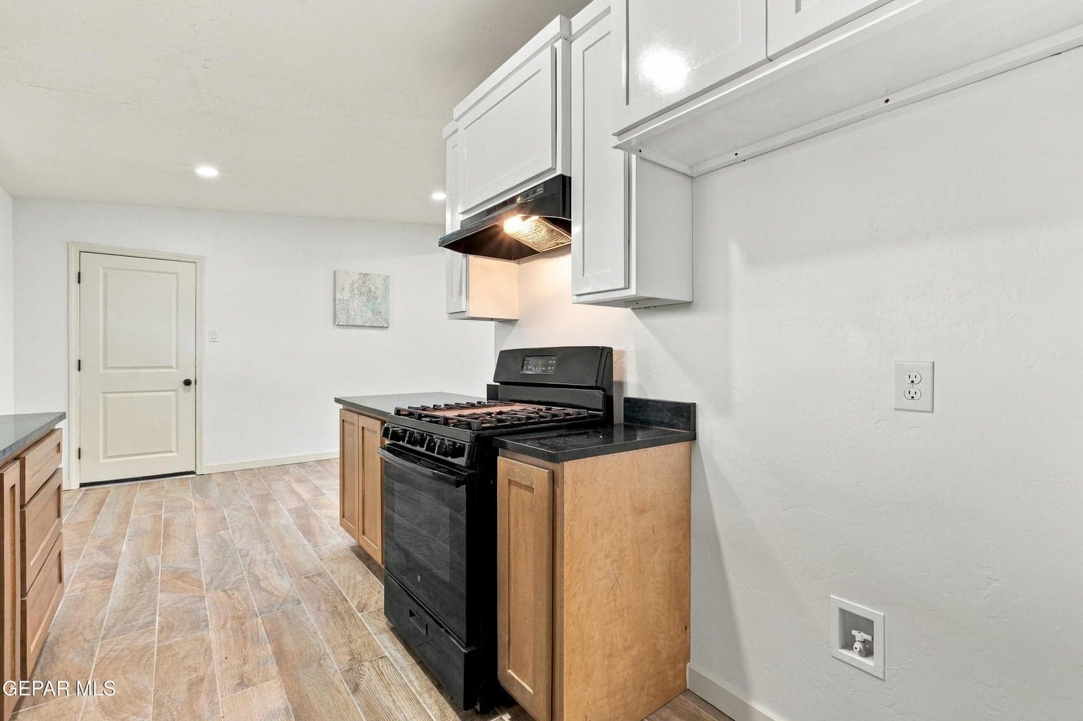 Kitchen 1