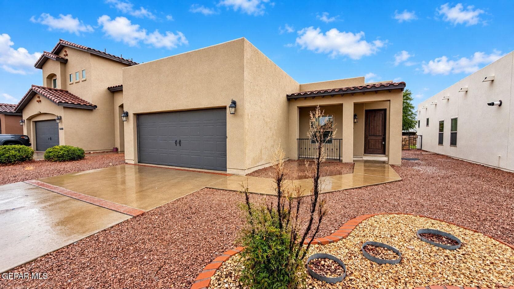 36-web-or-mls-Exterior_4
