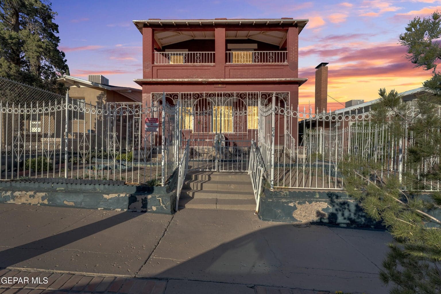 1502 & 1504 N FLORENCE Street