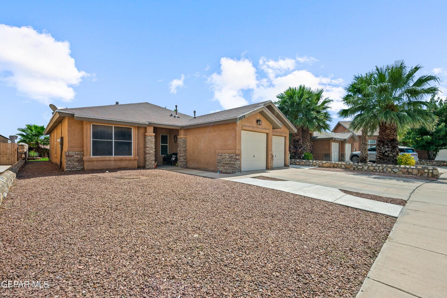 6076 River Park Pl