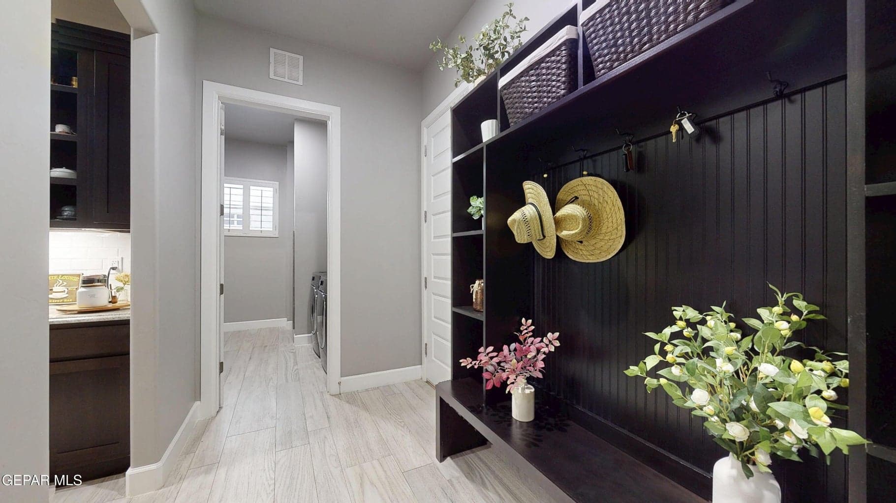 12273-Clifton-Hill-Rd-09252026_210128