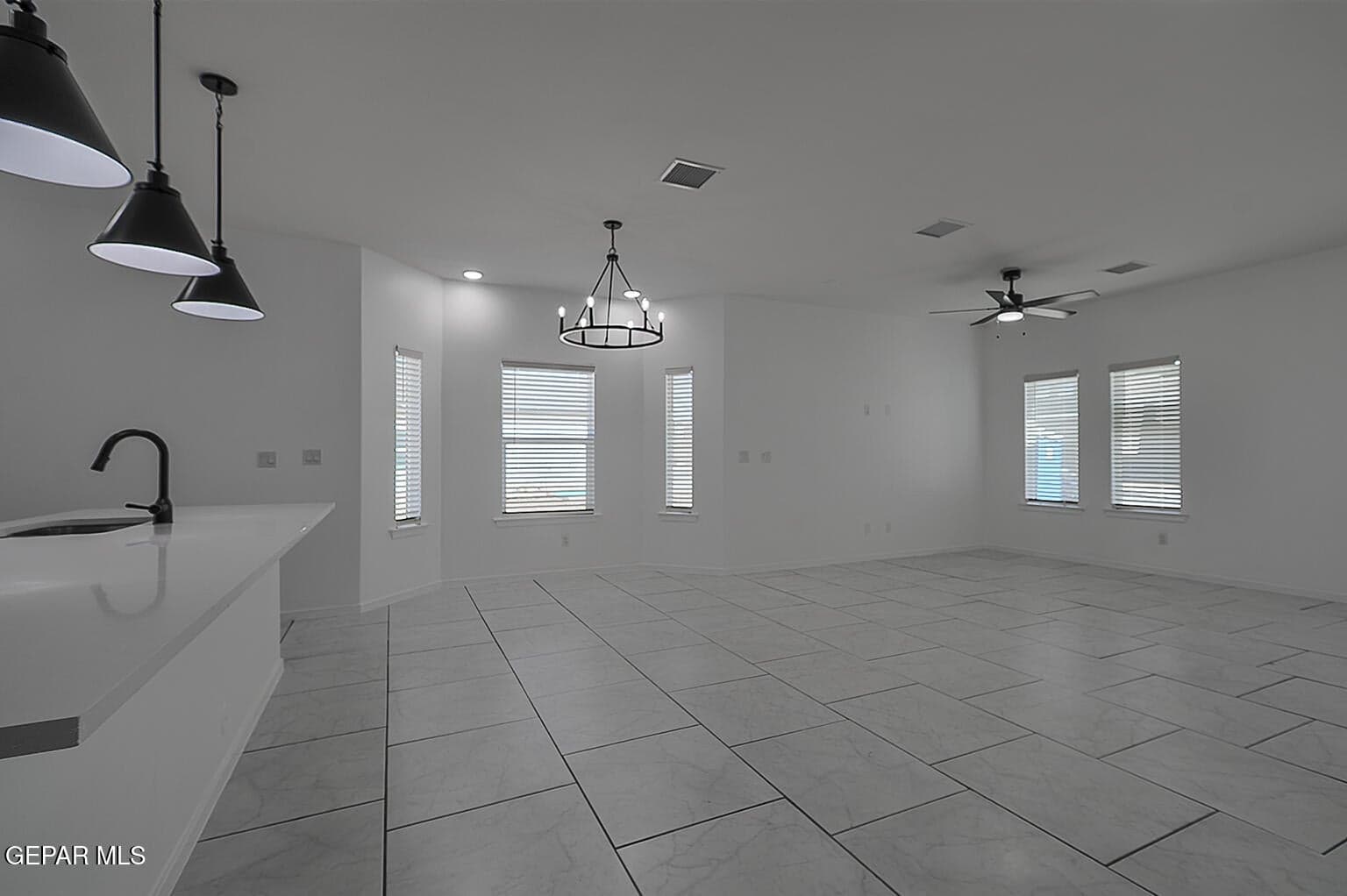 12169-Sanaa-Open-Plan
