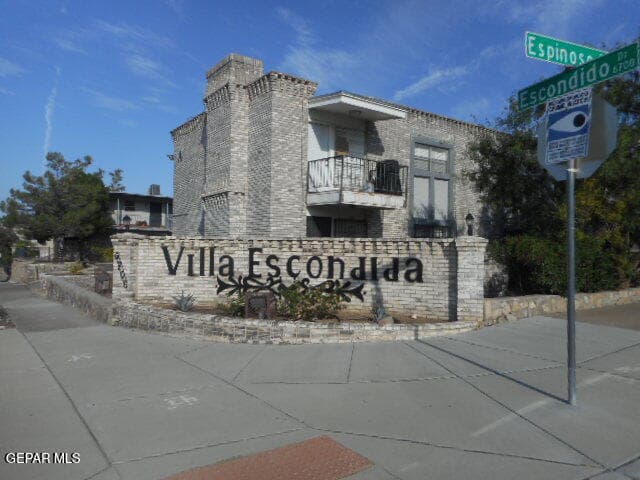 6700 ESCONDIDO Drive F7