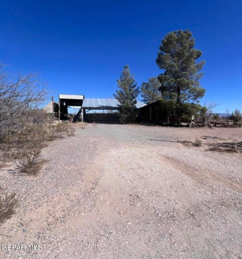 Ample drive way