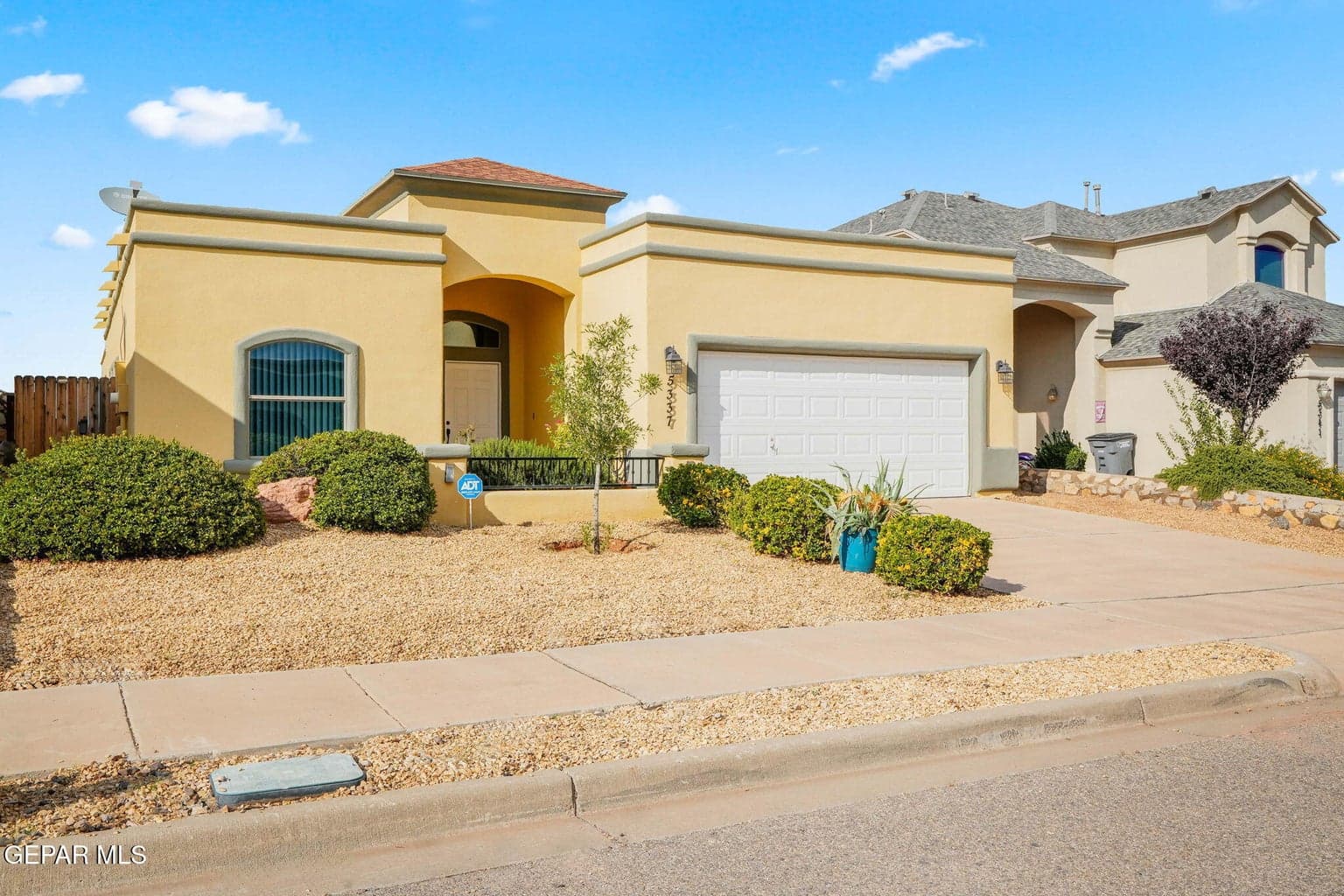 5337 Lucio Moreno Dr-2