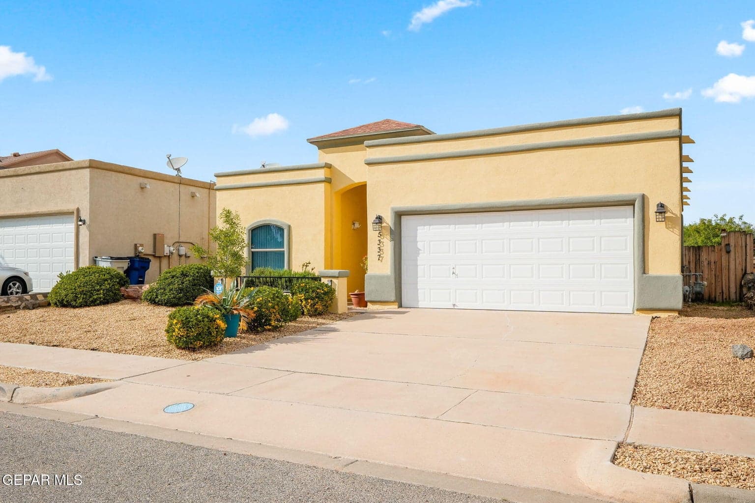 5337 Lucio Moreno Dr-3