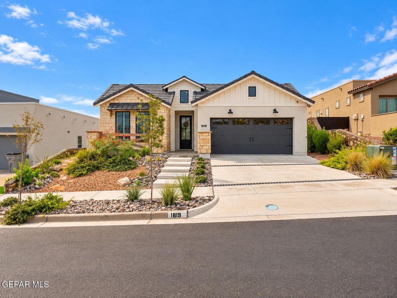 1819 CIMARRON PARK