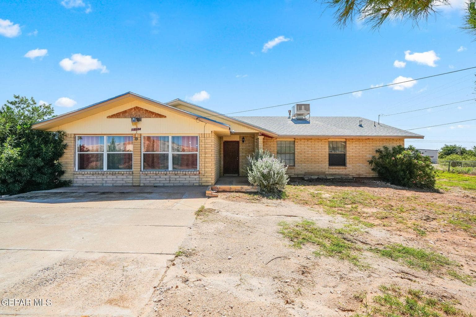 15964 Gay Lynn Rd-1