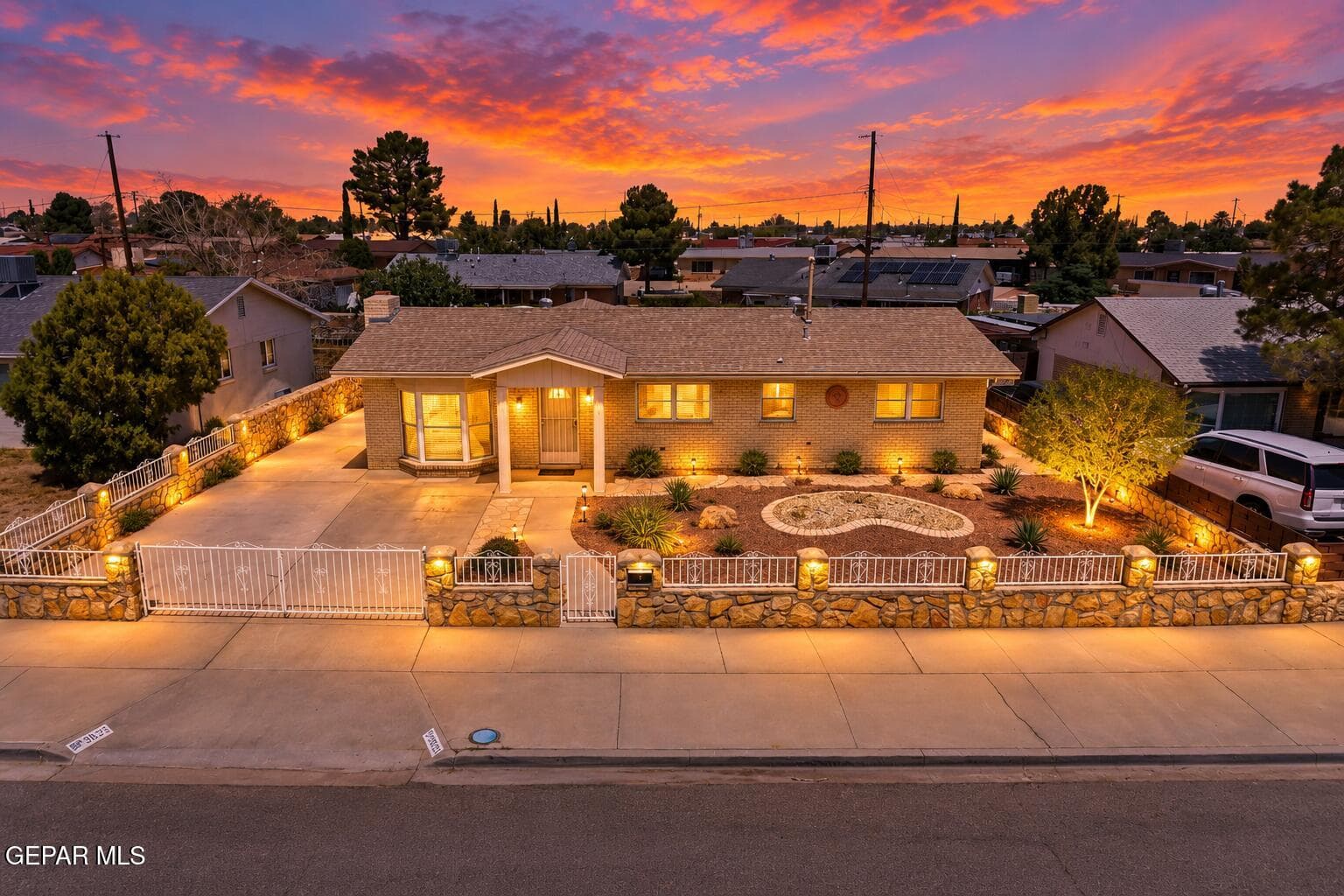 9625 SELKIRK Drive