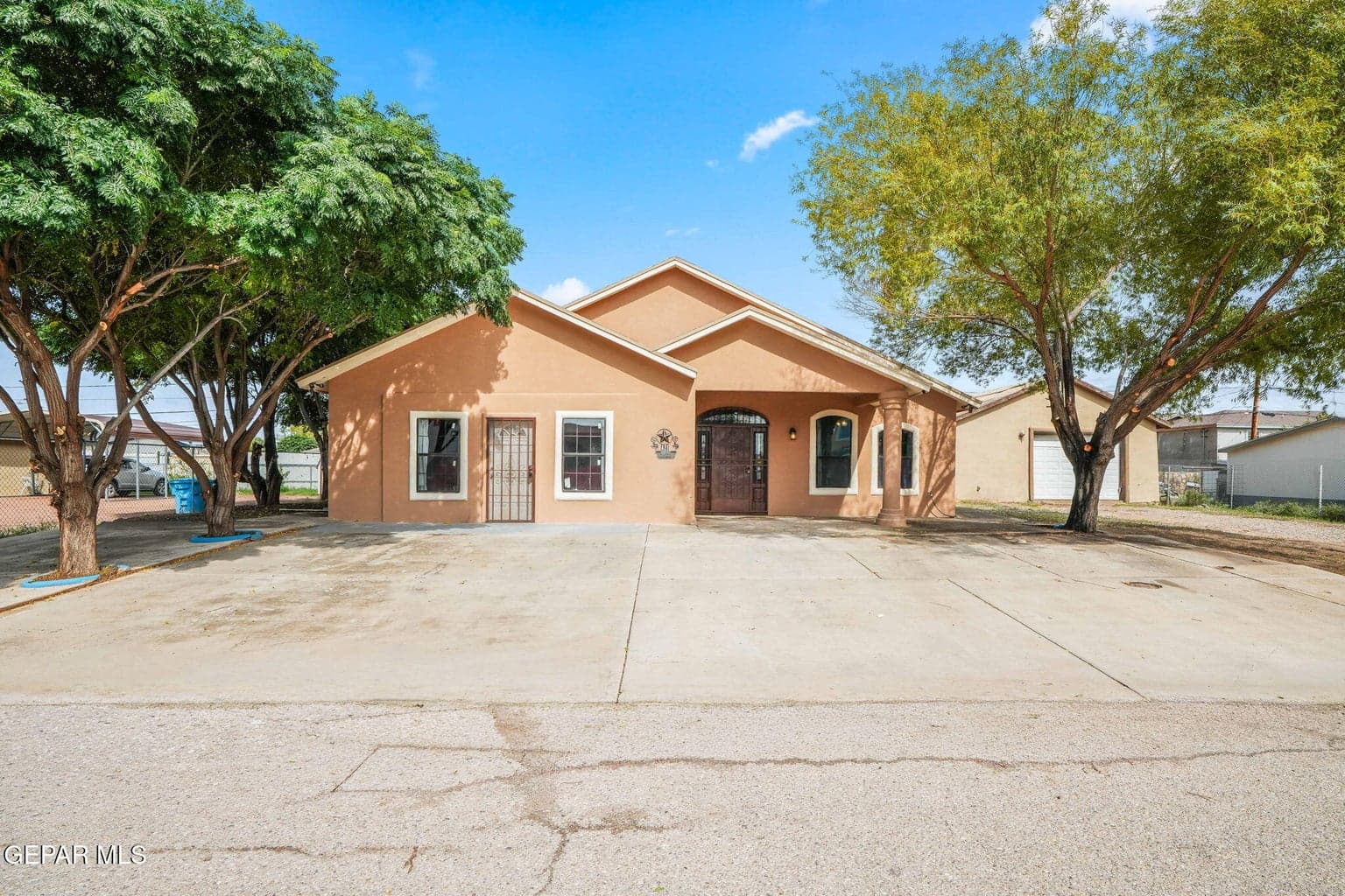 421 MAHAN Drive