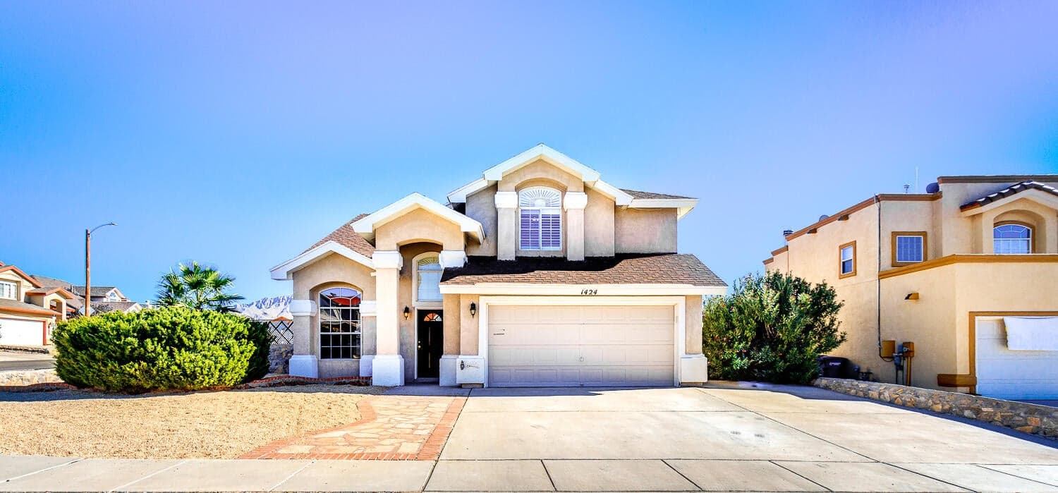 1424 PLAZA VERDE Drive