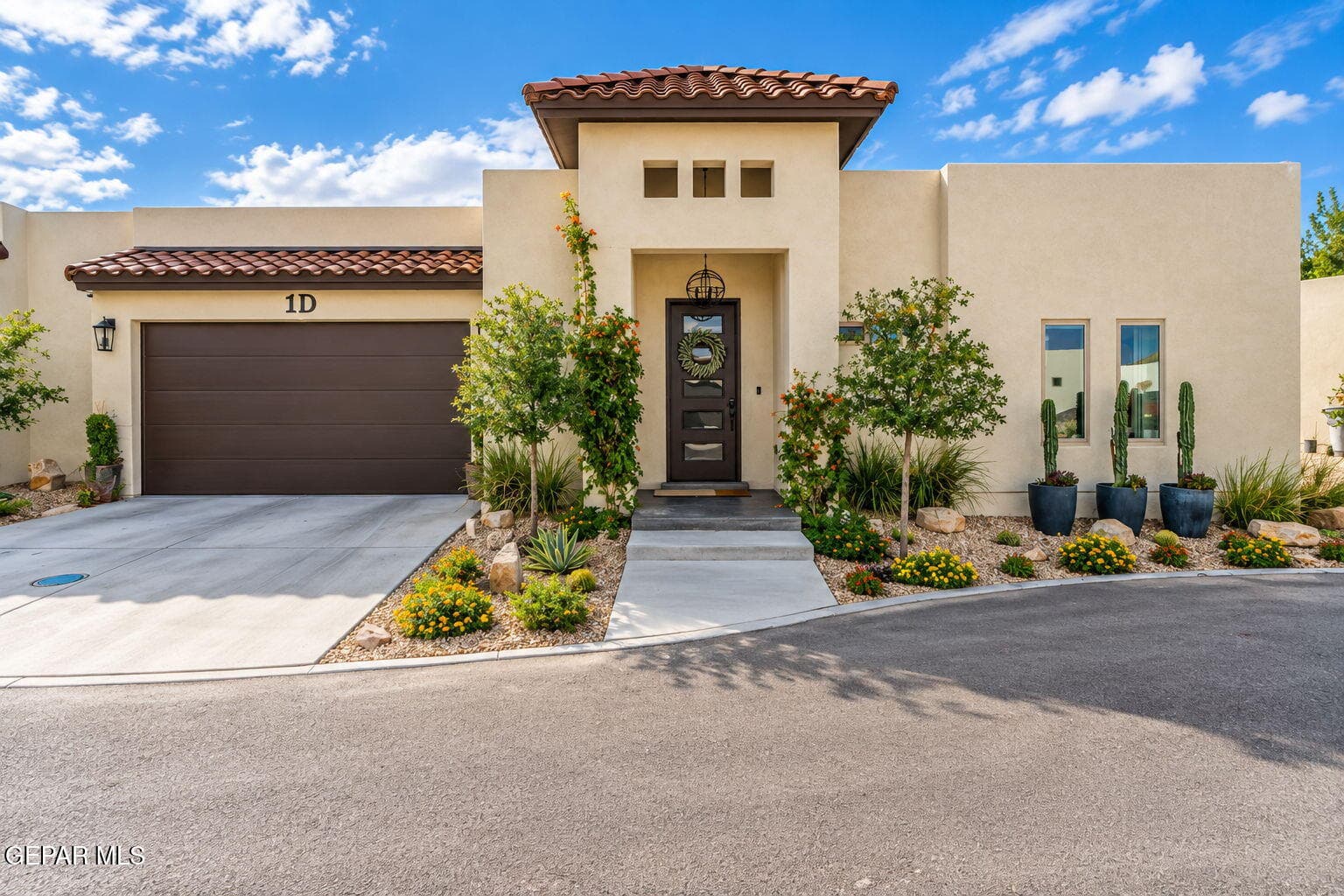 871 COUNTRY CLUB Road 1 D