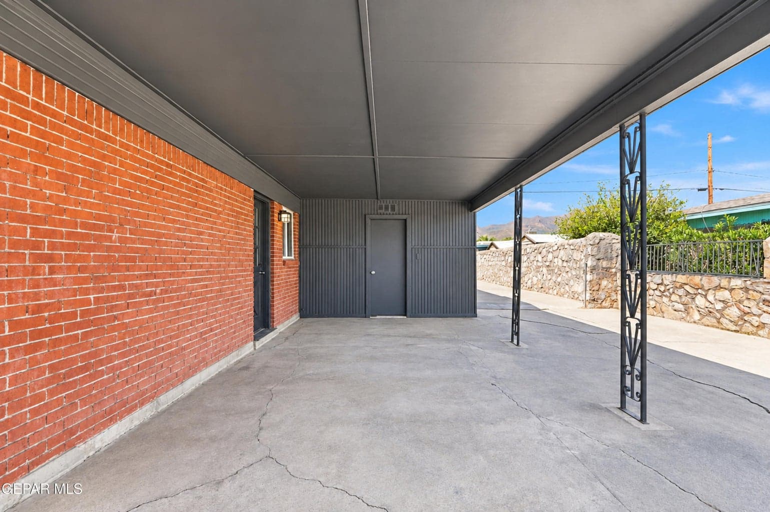 Carport