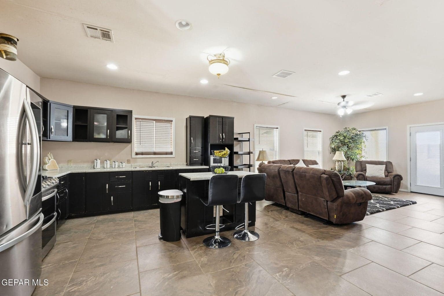 10-web-or-mls-DSC08274