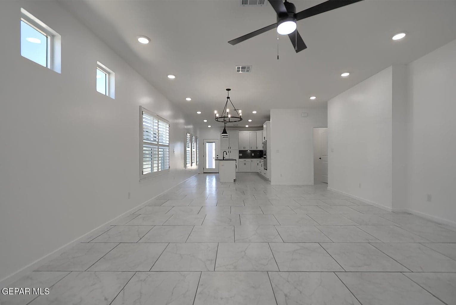 13813-Summer-Hail-Open-Floor