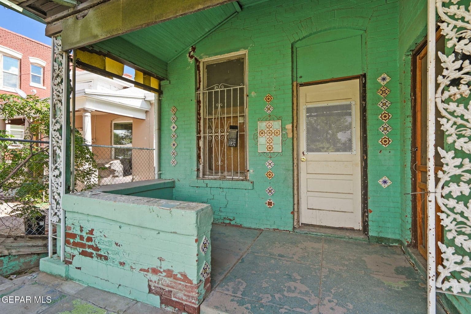 4-web-or-mls-JOL04642