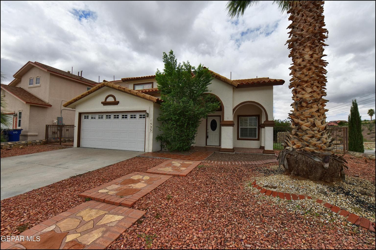 1525 Prickley Pear Drive