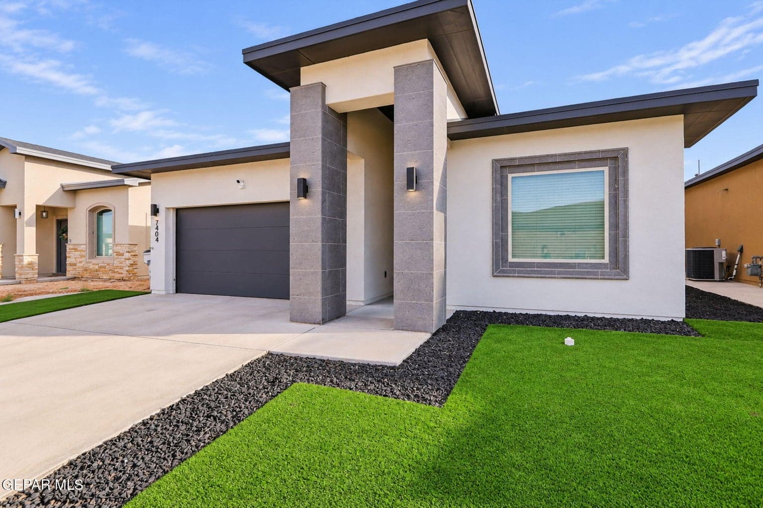 7404 NORTE VALLEY Lane