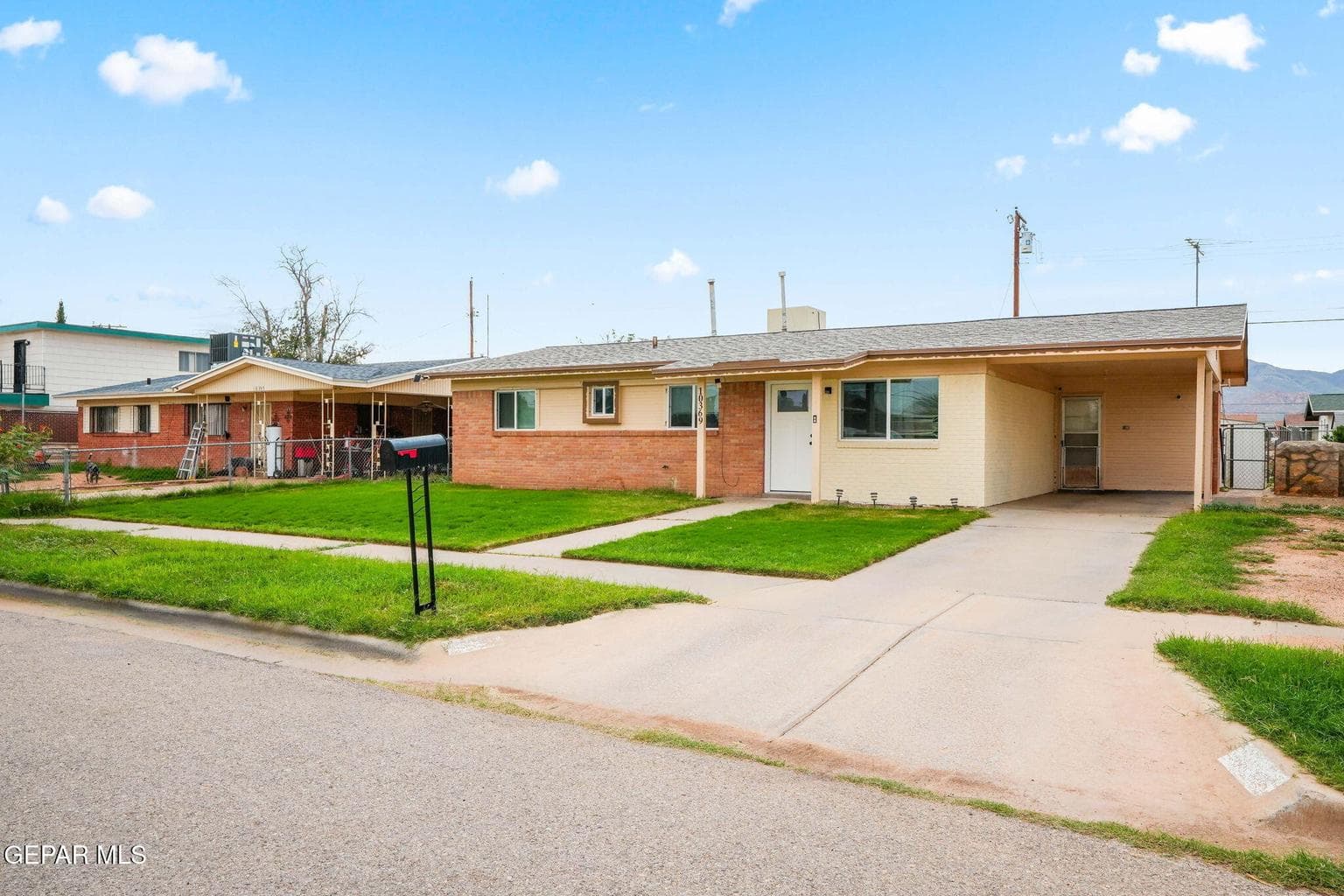 10369 Redwood-3