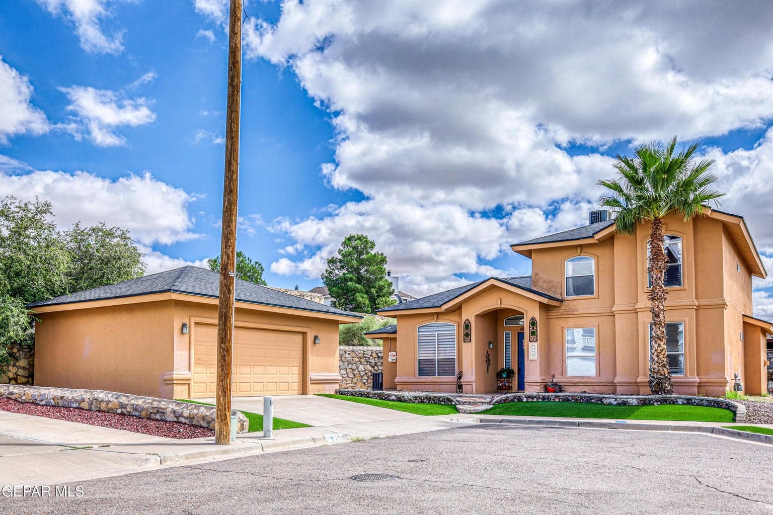 1448 SALLY RAY Way