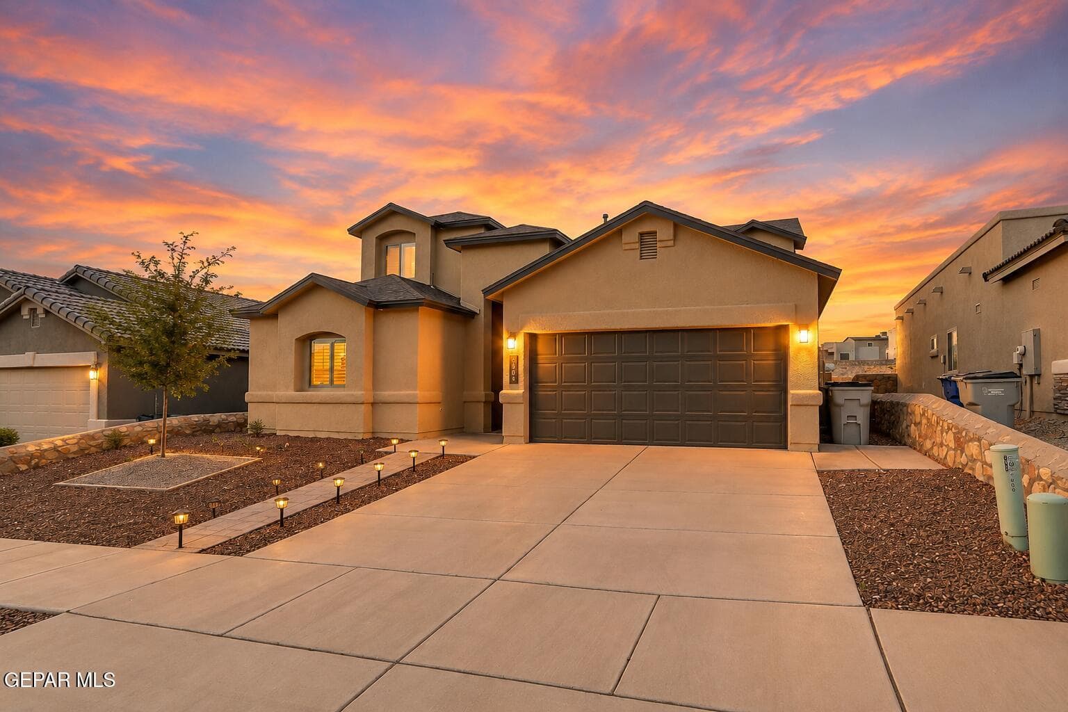 7809 Enchanted Circle