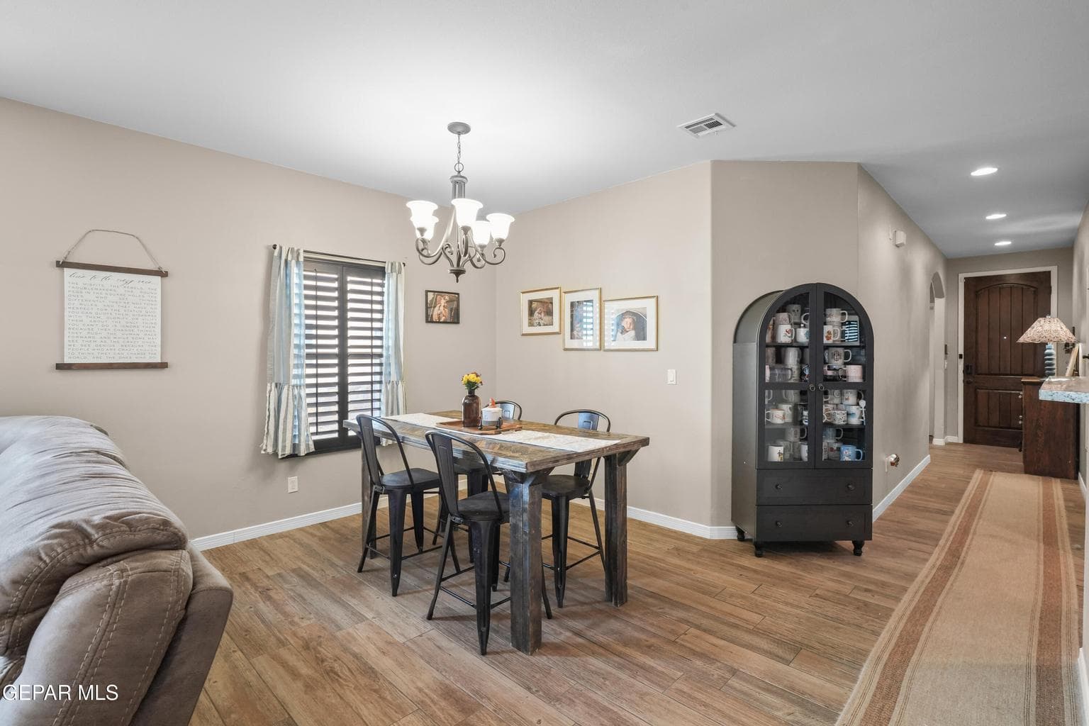 785 Lemington St-10