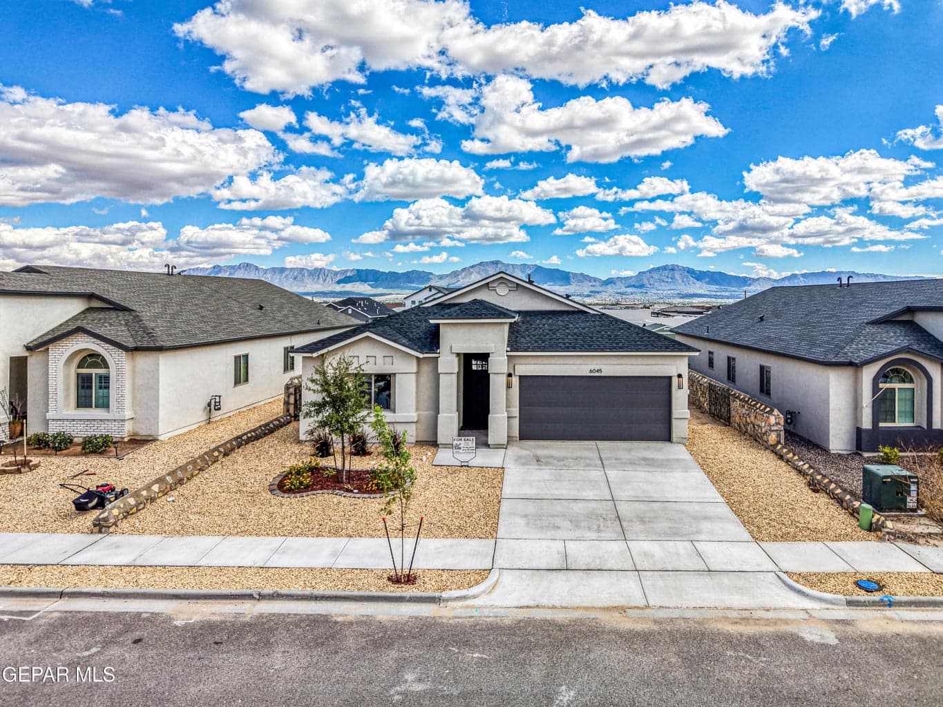 6045 ZINC HILL Street