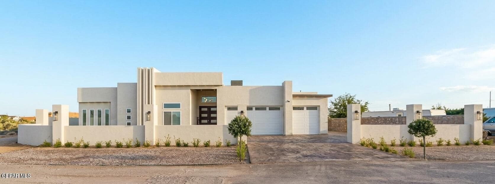 15070 Las Flores Drive