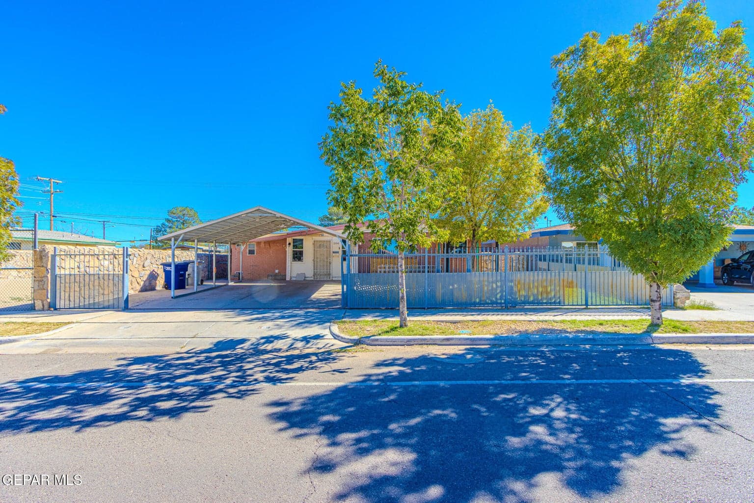 504 ENCINO Drive