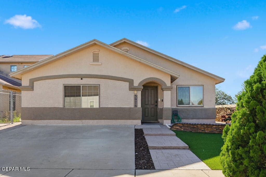3976 TIERRA VENADO Drive