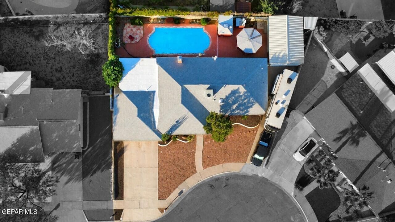 1409 Bodega Pl color isolated