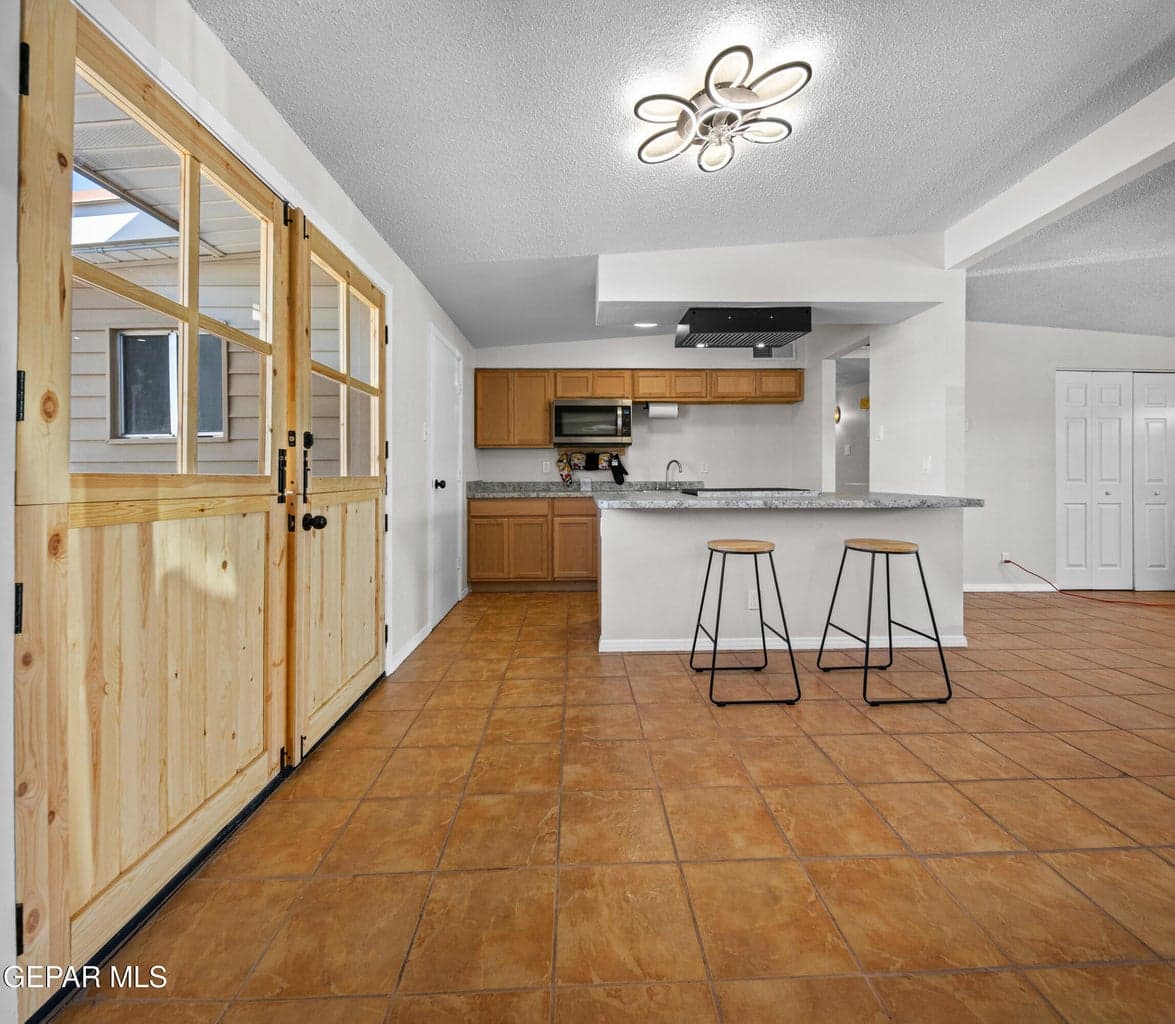7800-Dolores-MLS-Camera-Guy-12