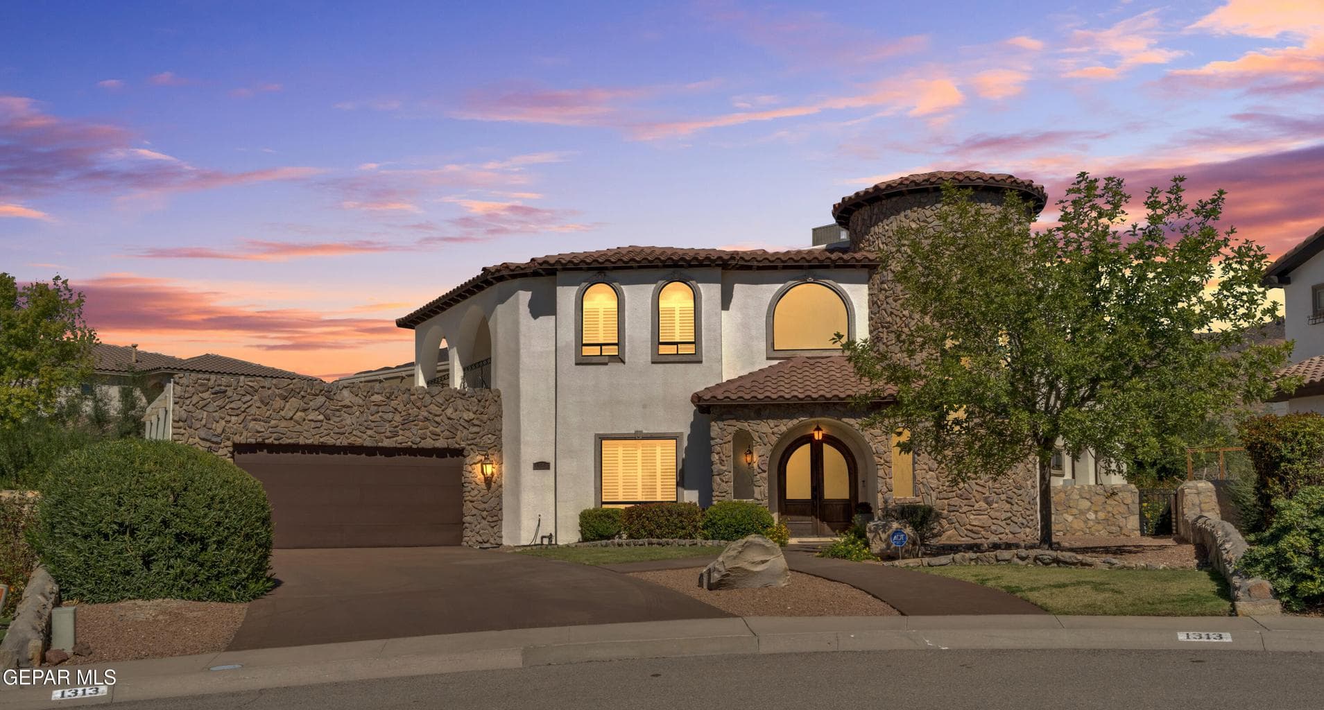 1313 CALLE DEL SUR Drive