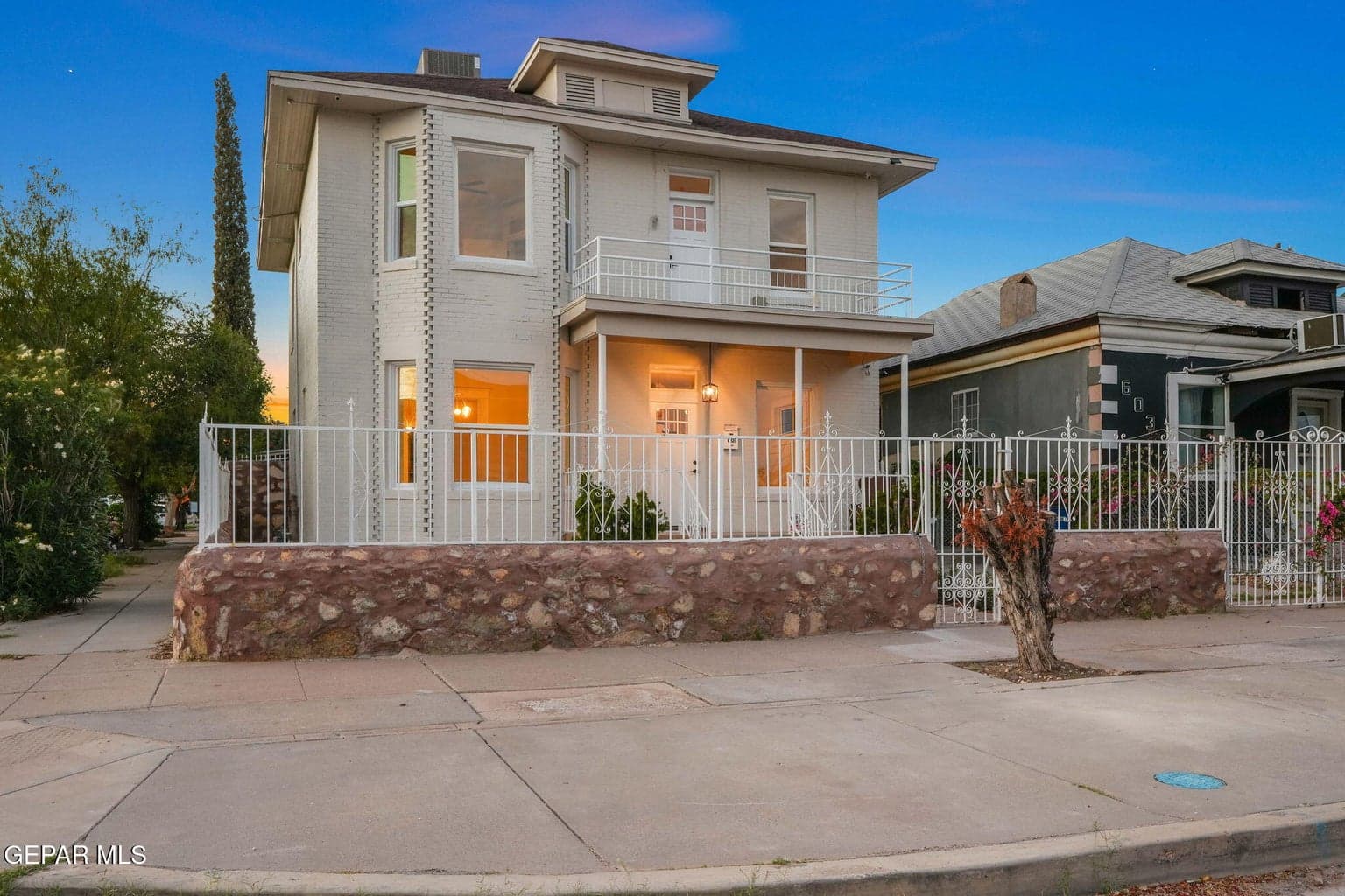601 E Nevada Ave-3