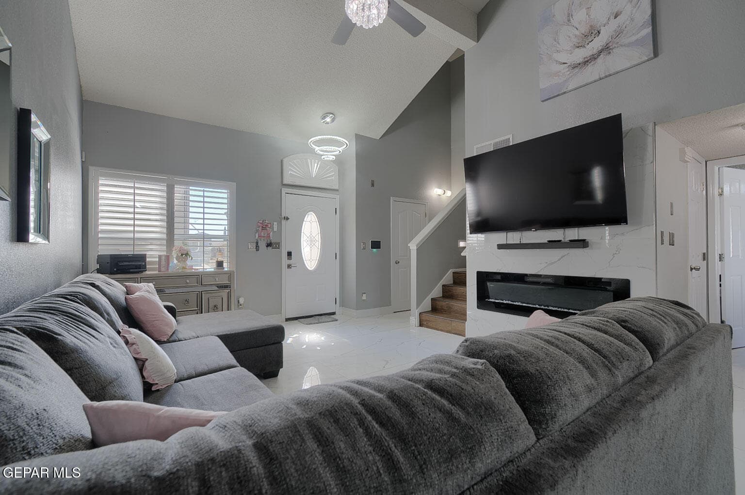 3313-Scarlet-Point-Living-3