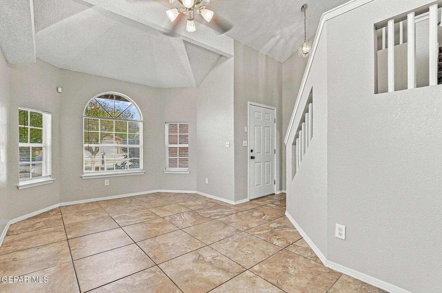 4-Main Room (1)