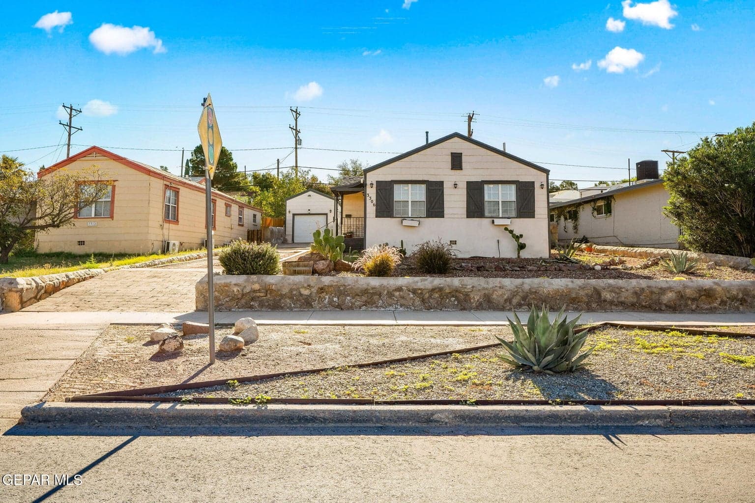 3306 N Stanton St-1