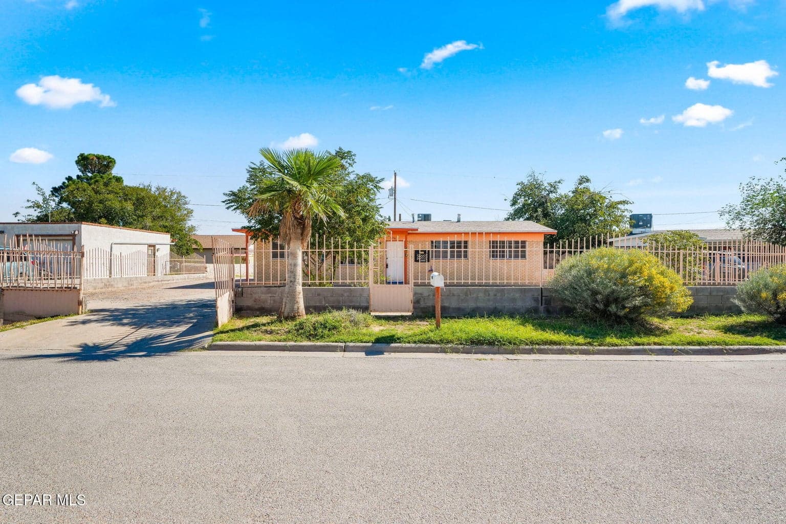Photo of 14796 BOMBAY Court