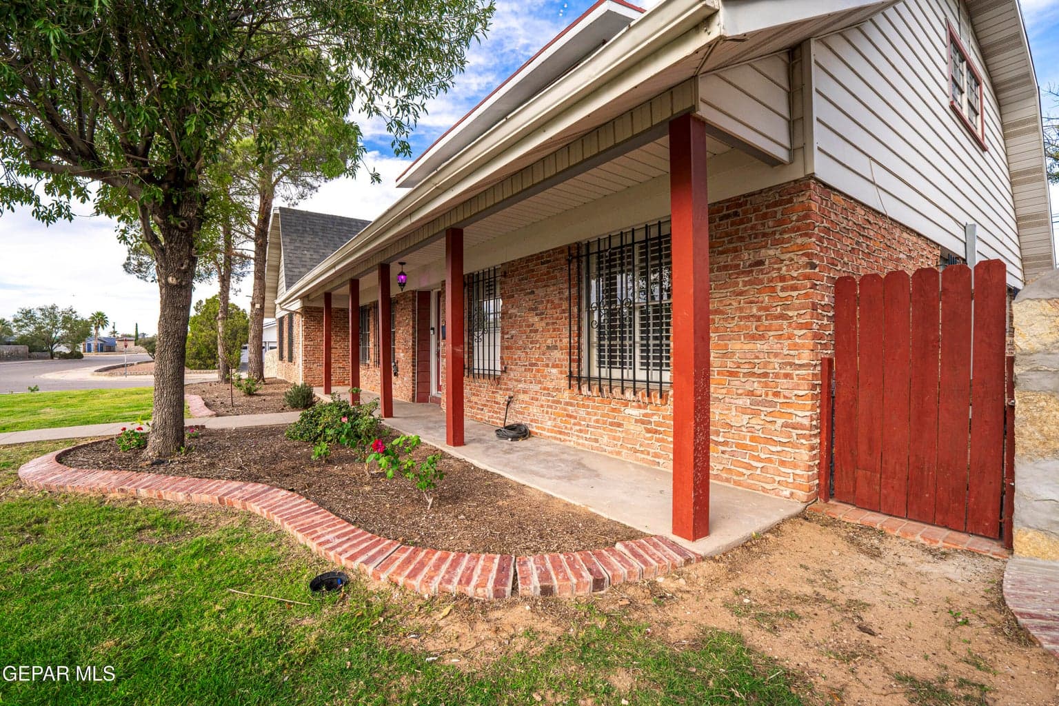 9941 Debbie Drive