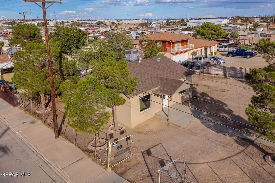 7113 Dale Road _ 052