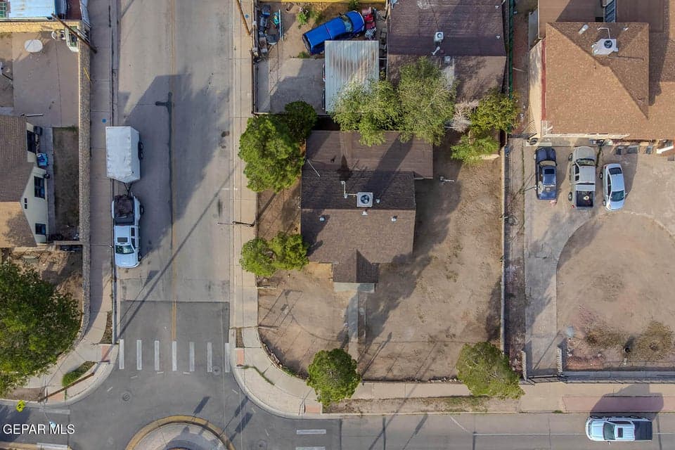 7113 Dale Road _ 058