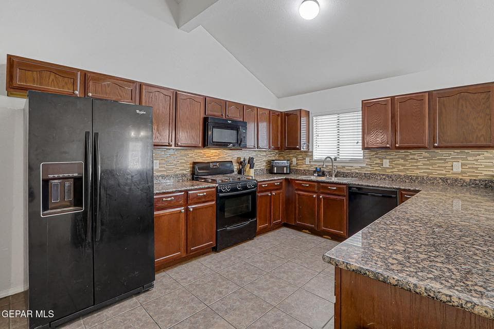 22-web-or-mls-IMG_5469