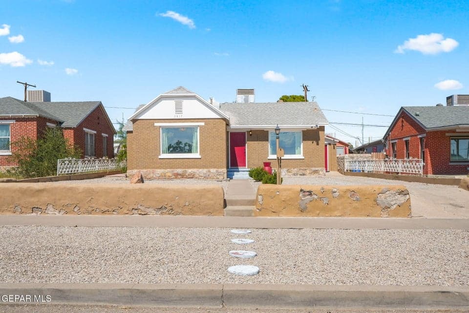 3817 Frankfort Ave-1