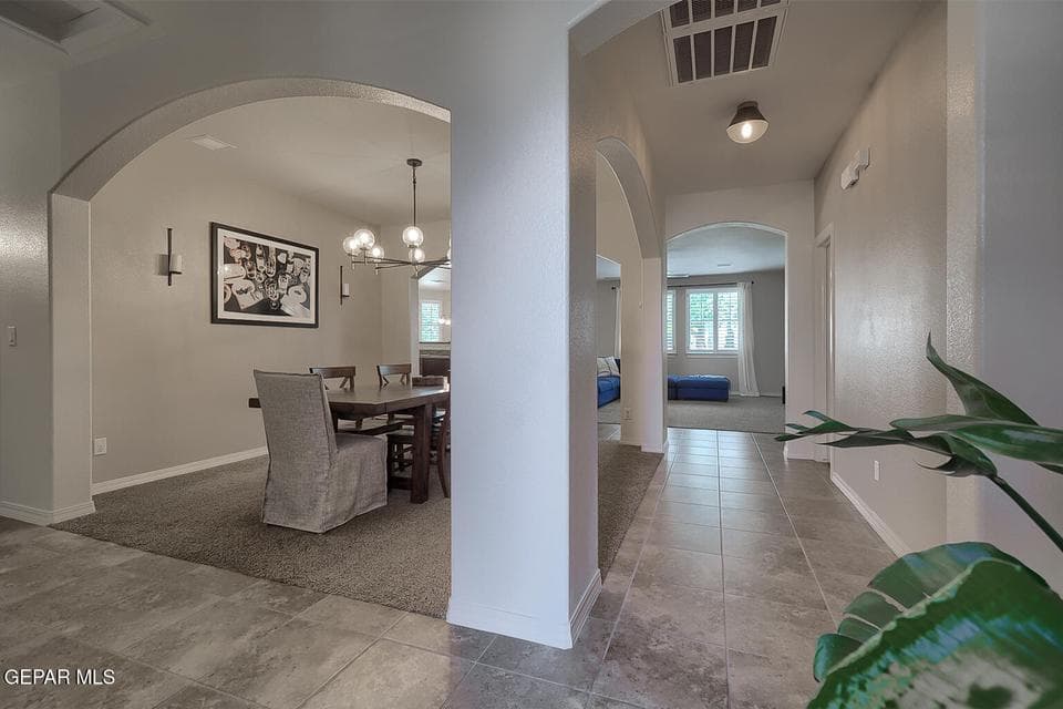 5620-Valley-Maple-Dining-2