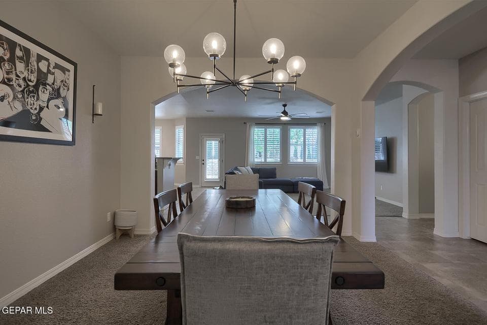 5620-Valley-Maple-Dining-4