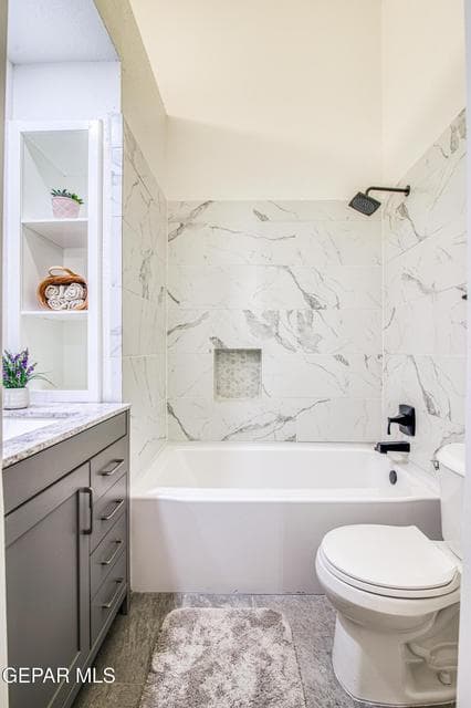 Upstairs Full bathroom