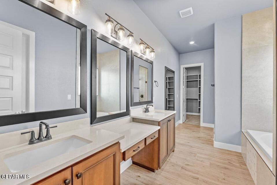 20251121175953123236000000-o