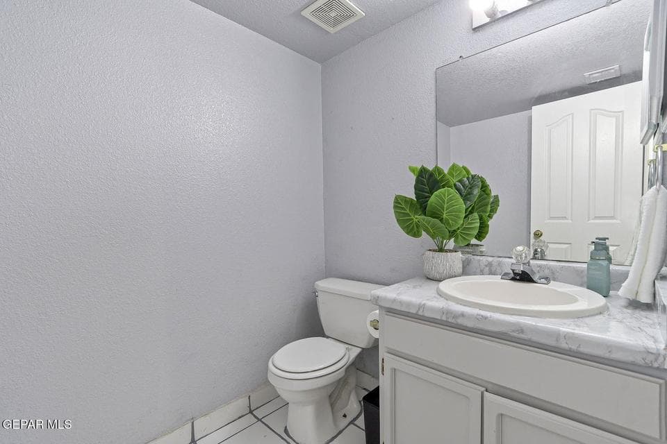 ed19576d-1fb6-48a1-93a6-69fee4e21511