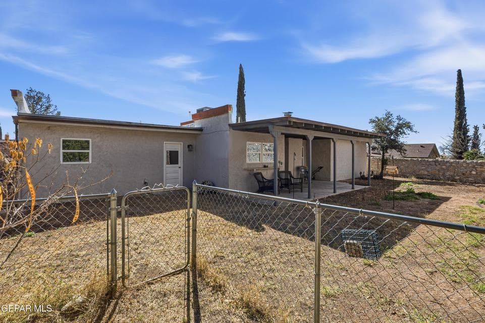 6609 Mesa Grande Ave